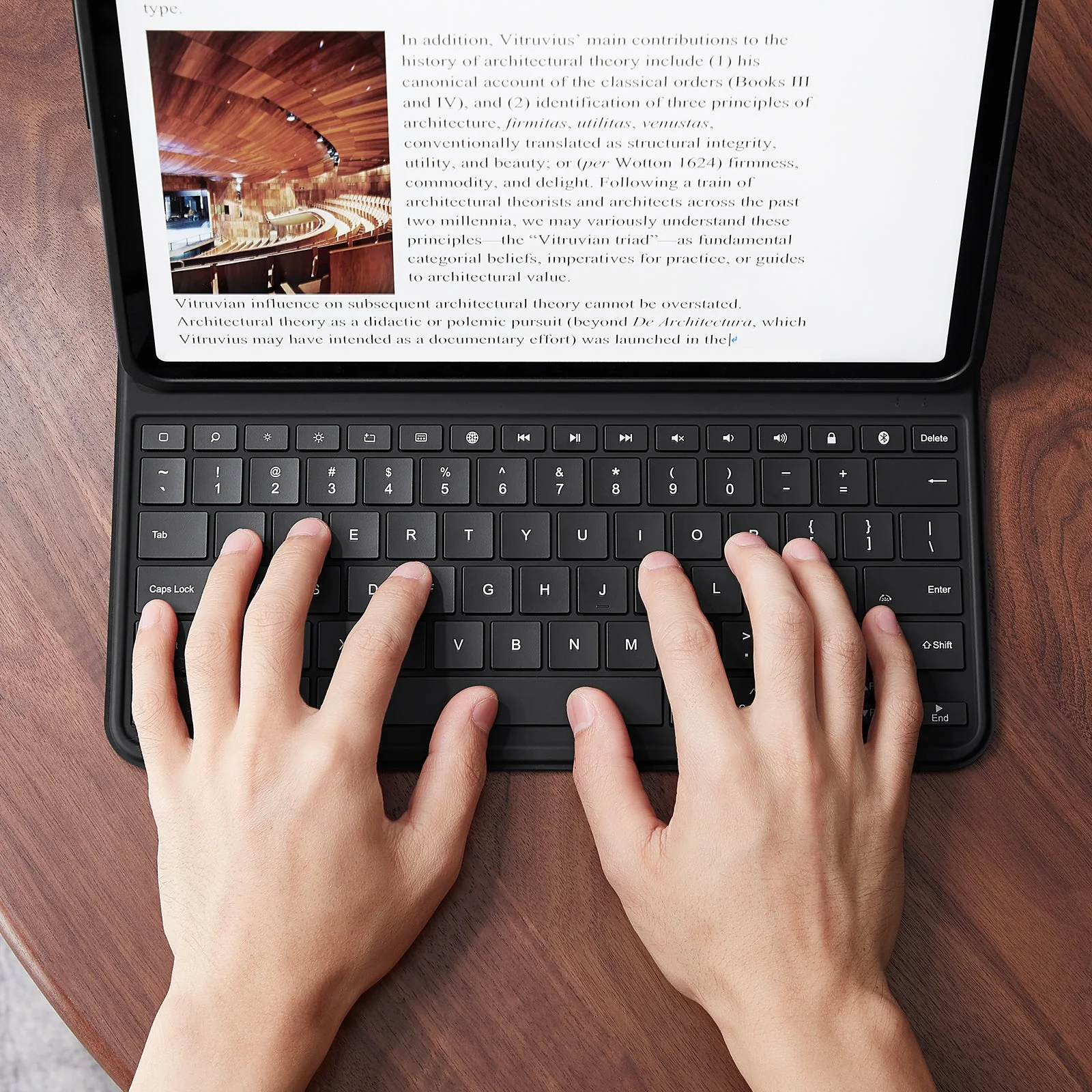 iPad Pro 12.9ʺ Ascend Keyboard Case Lite - UK Layout-Black - Image 4